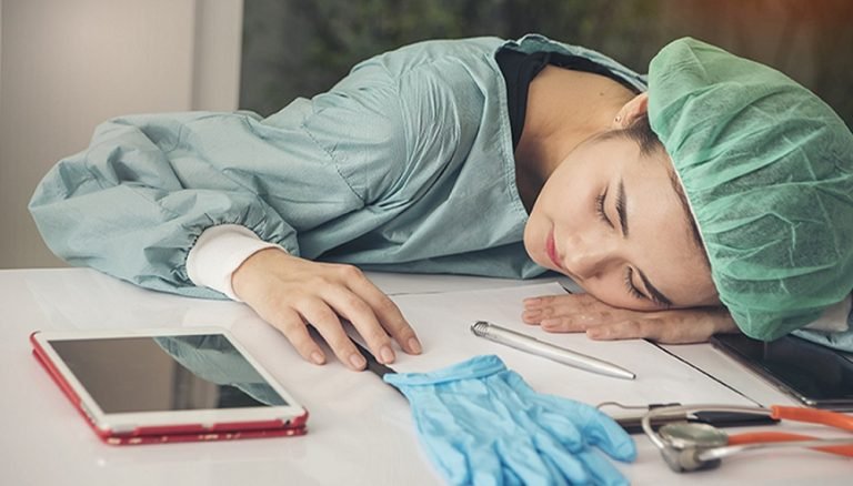 How Much Sleep Do Medical Students