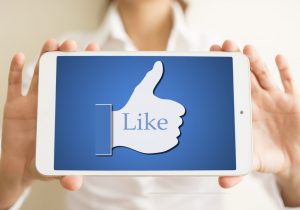 Facebook And Twitter Likes